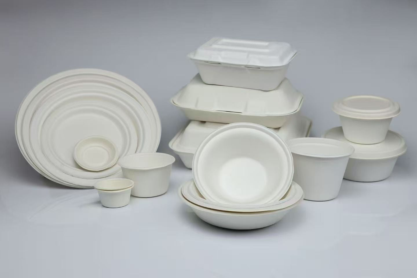 Contact form for Xuran Eco wholesale sugarcane bagasse packaging inquiries and bulk sample requests.
