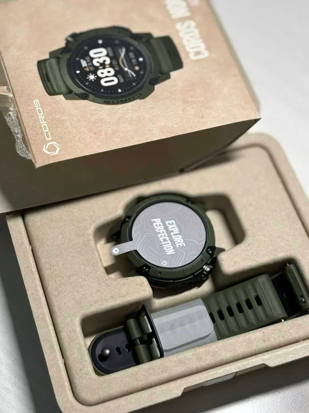 Watch and accessories in a fitted molded-fiber protective insert